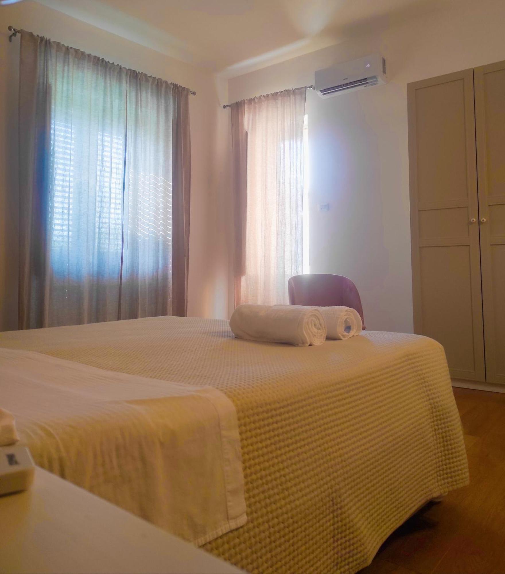 Calogiuri Nest Appartement Lecce Buitenkant foto